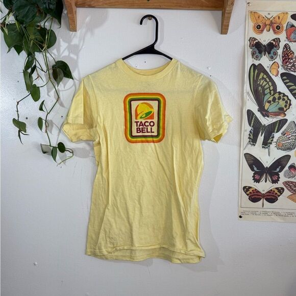 Pale yellow retro Taco Bell t shirt - Picture 1 of 2
